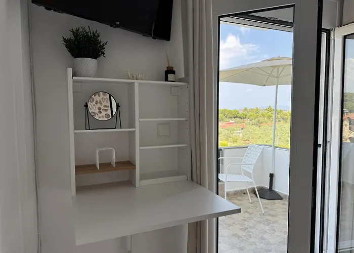 Guest By House Dimitra